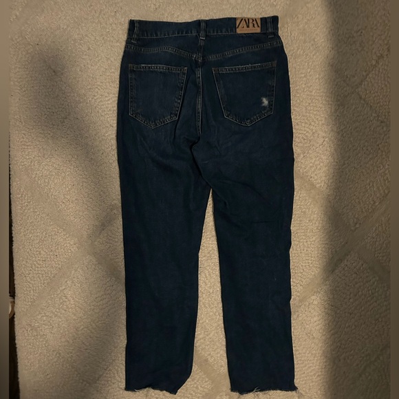 Zara Women’s Dark Blue Jeans - Picture 2 of 3